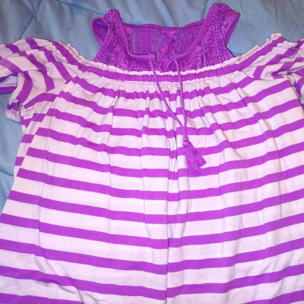 JUSTICE SZ 18/20 SHORT SLEEVE TOP!